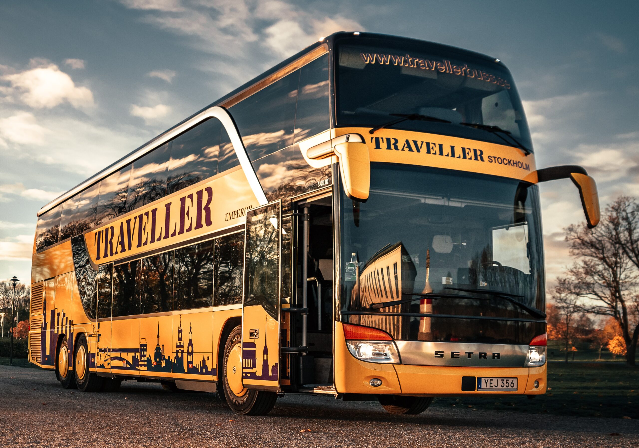 traveller bus company
